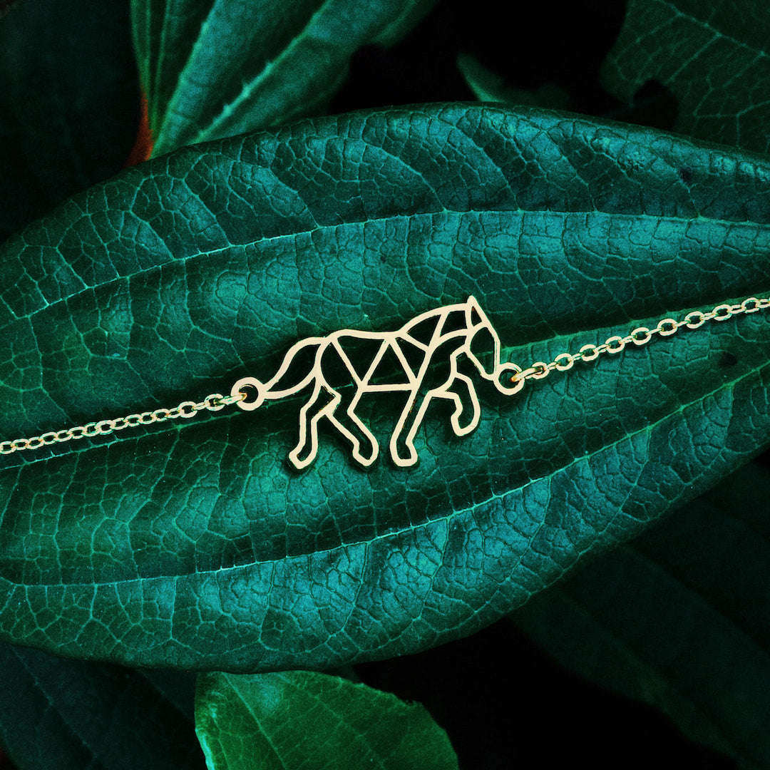 découvrez comment choisir le bracelet cheval parfait en fonction de votre style pour allier élégance et passion équestre.